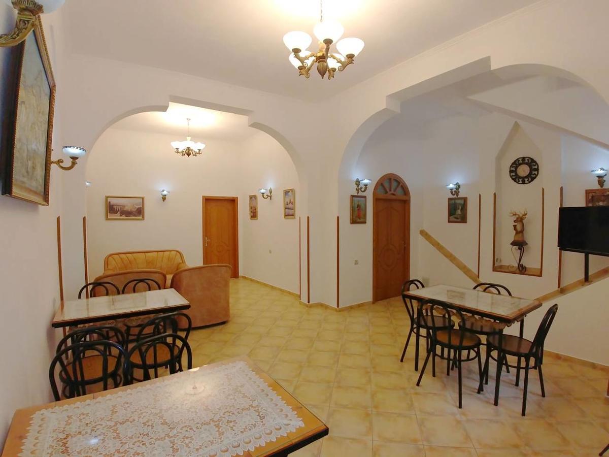 Gjirokastër Guest House Urat מראה חיצוני תמונה
