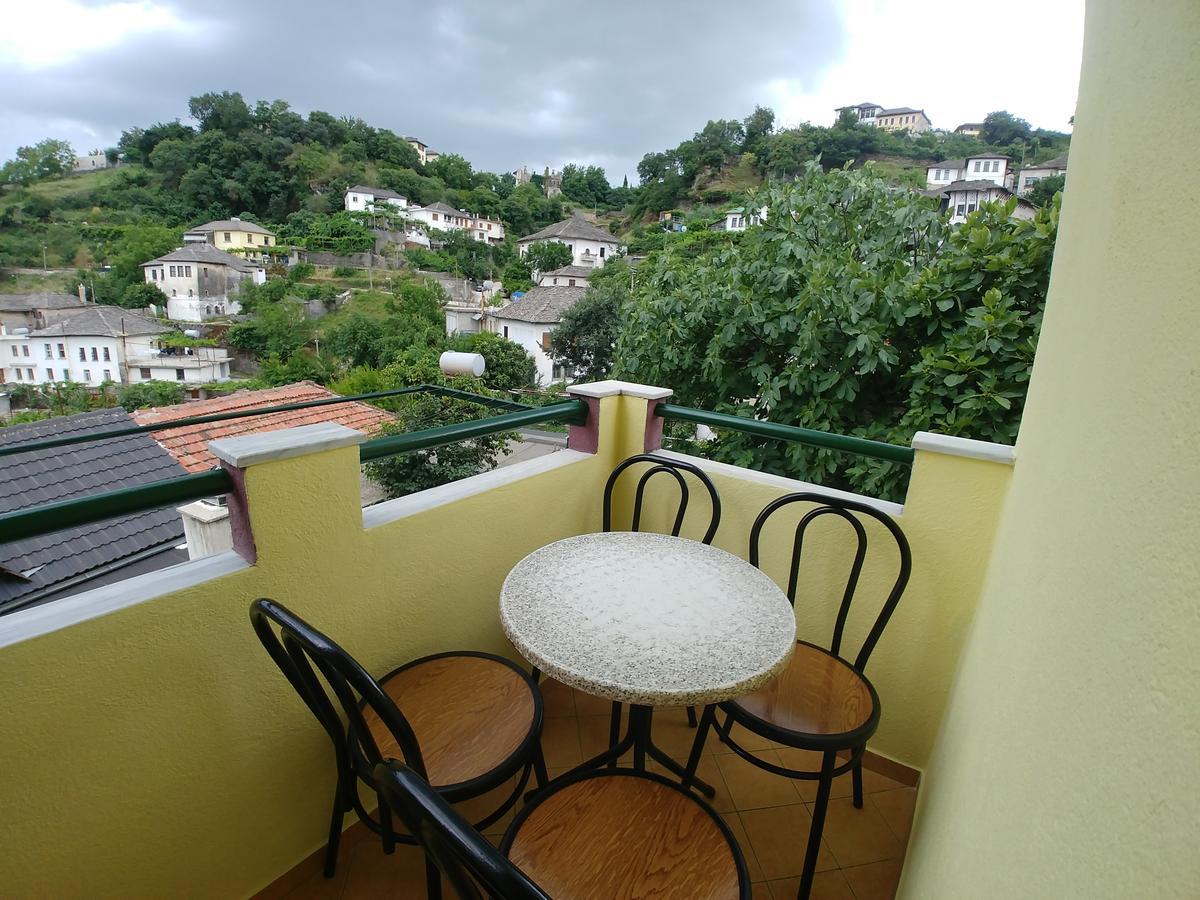 Gjirokastër Guest House Urat מראה חיצוני תמונה